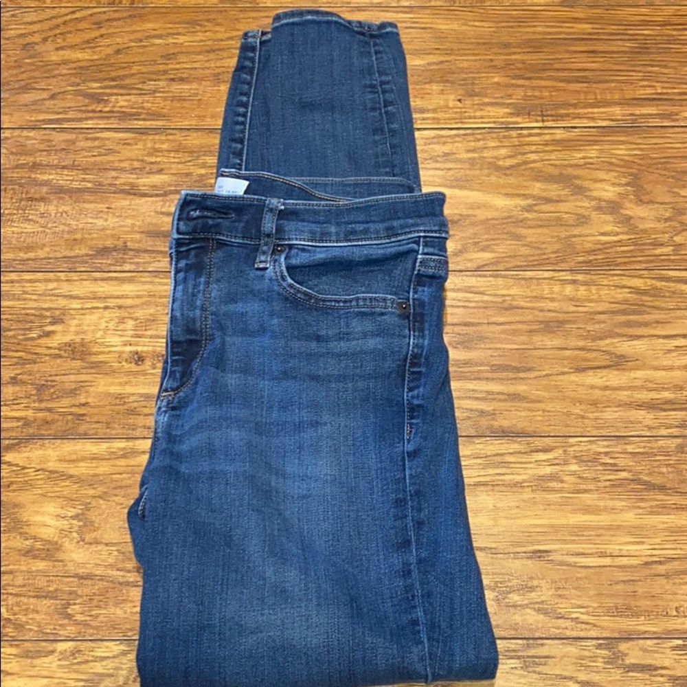 GAP Skinny Jeans